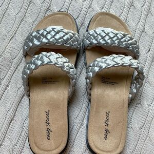 NWT Easy Street silver Susi woven/braided sandals/slides sz 7.5 M Sold @ Macy’s